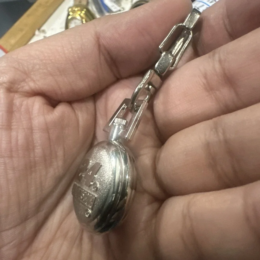 Working 24 Nascar Jeff Gordon Small Pocket Watch Keychain Silver Tone